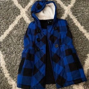 Blue and black checkered hoodie vest